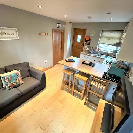 Inglefall & Jasmine Ferienhaus